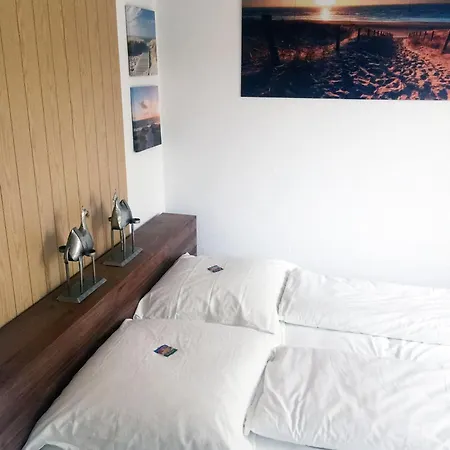 Am-deich-1-haus-utlande-whg-24 *